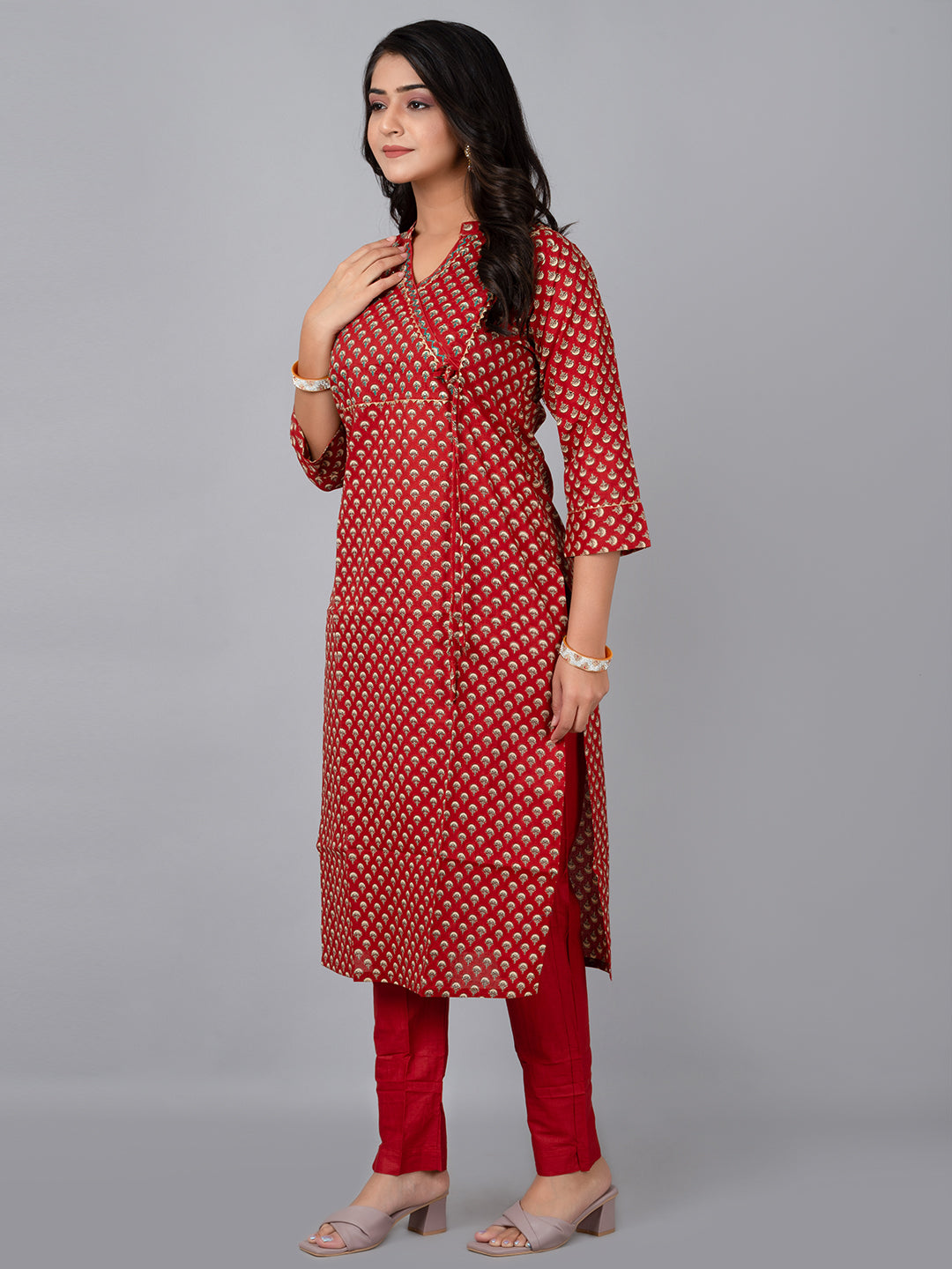 Floral Straight kurta with stand coller neck & pant