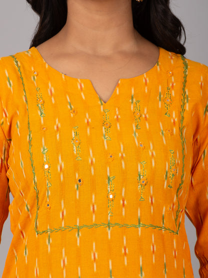 Straight Kurta With Handwork