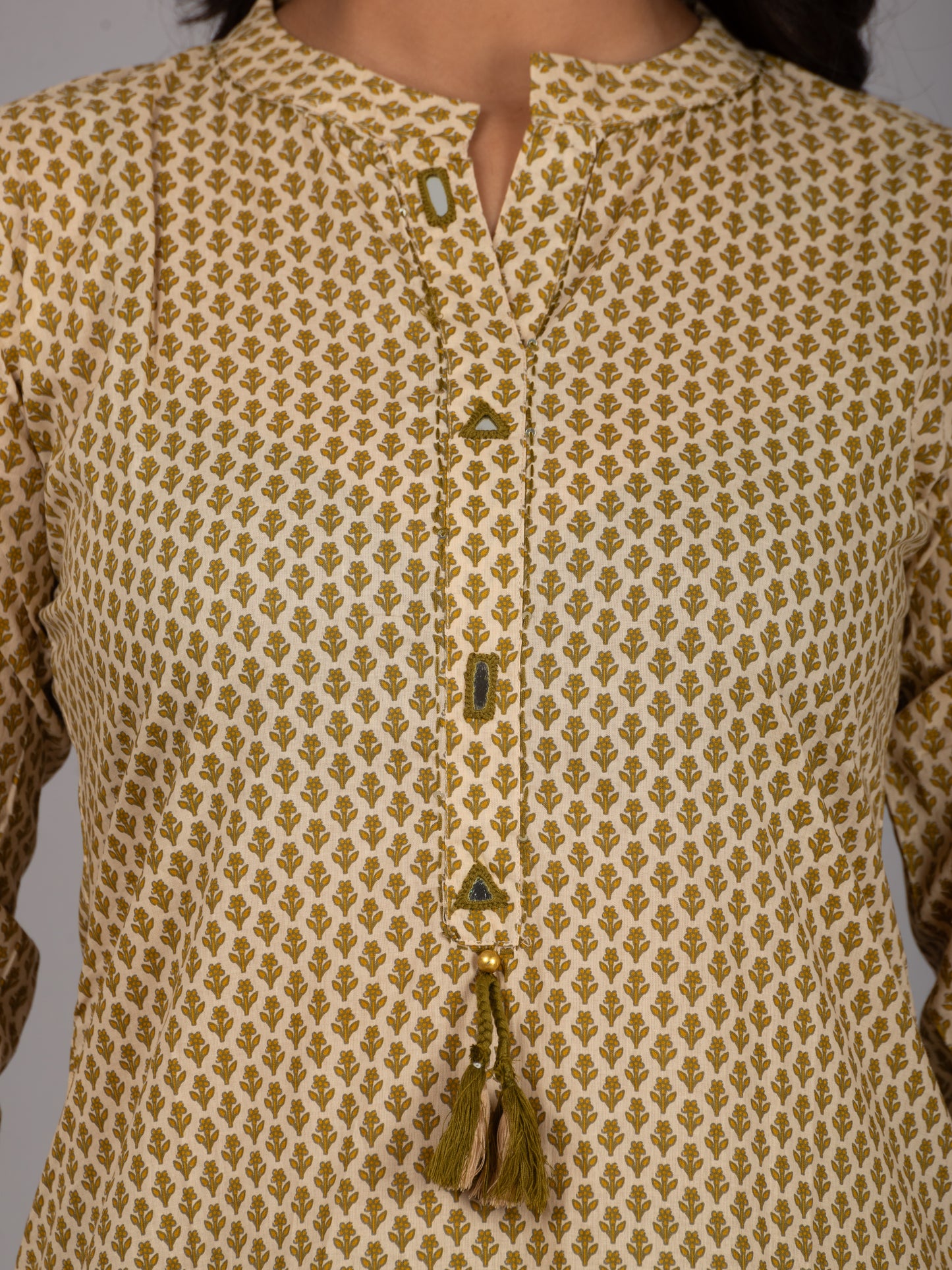 Satnd Coller Kurta With Mirror work