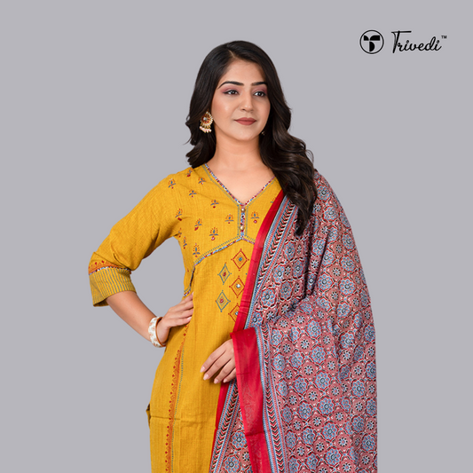 Straight Kurta With Printed Pant & Printed Dupatta